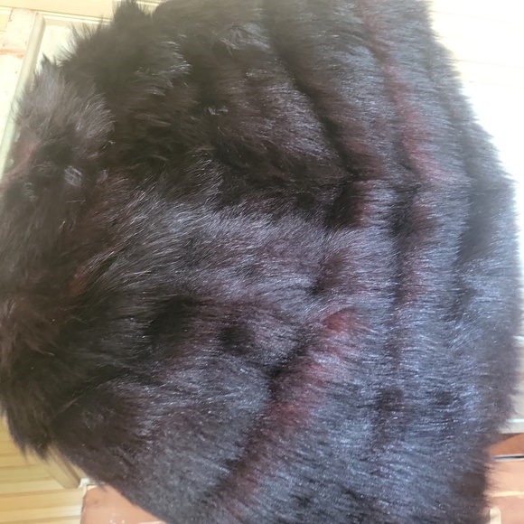 VINTAGE SKUNK FUR STOLE - Picture 9 of 10